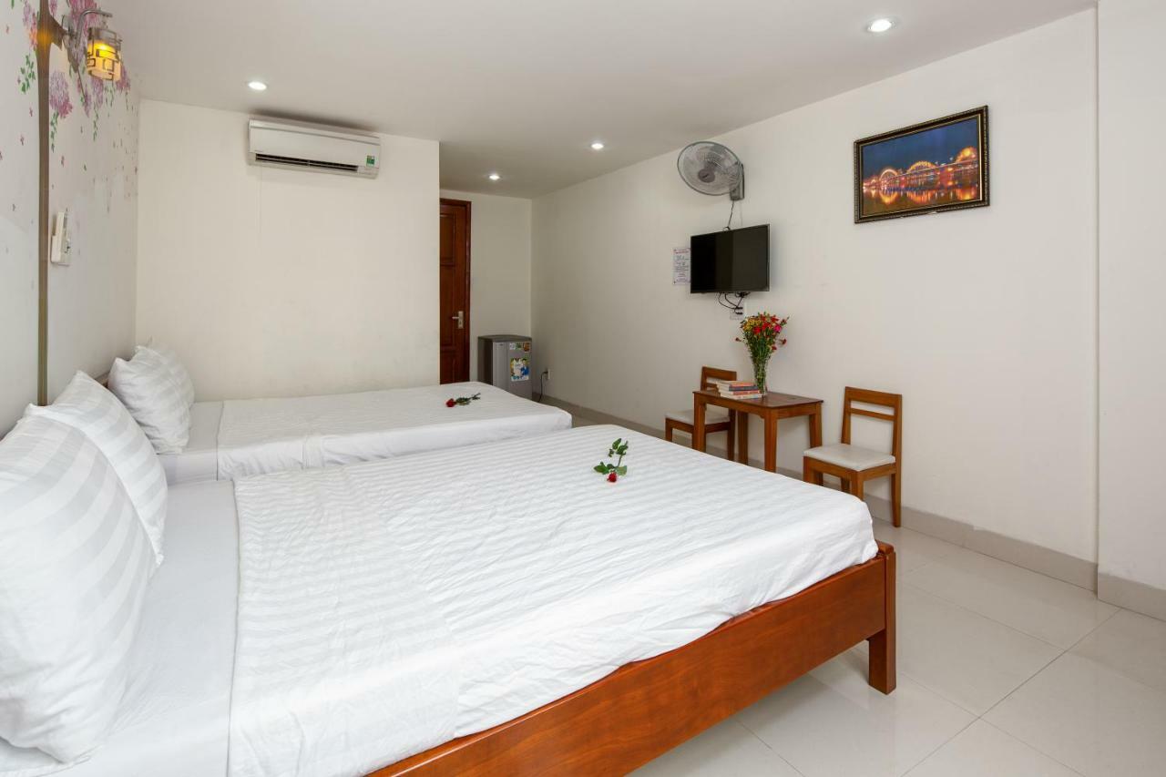 Hung Loan Motel Da Nang Buitenkant foto