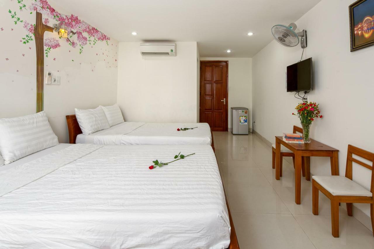 Hung Loan Motel Da Nang Buitenkant foto