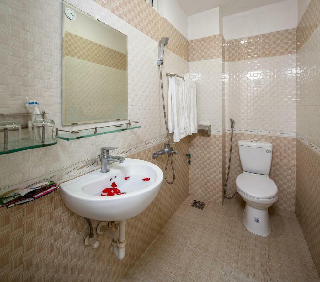 Hung Loan Motel Da Nang Buitenkant foto